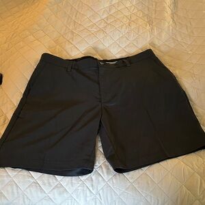 Amazon Essentials Men's Navy Blue Shorts